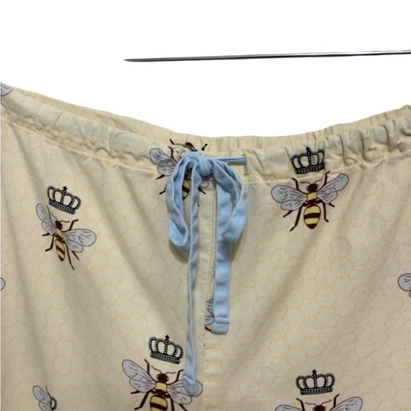 The Cats Pajamas Queen Bee Cotton Luxe PJ Set - Picture 12 of 12